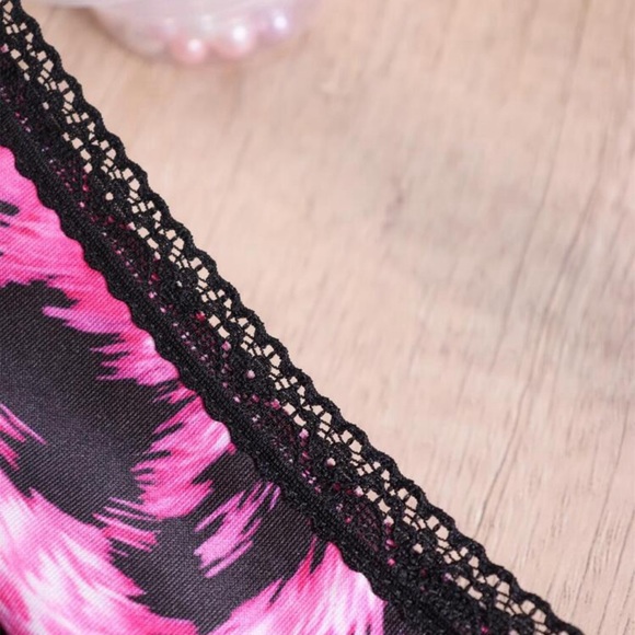 SEXY Leopard Print Contrast Binding Thong *NEW* - Picture 5 of 5